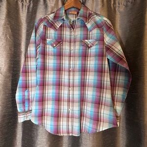 Wrangler Women’s Pearl Snap Plaid Long Sleeve Shirt